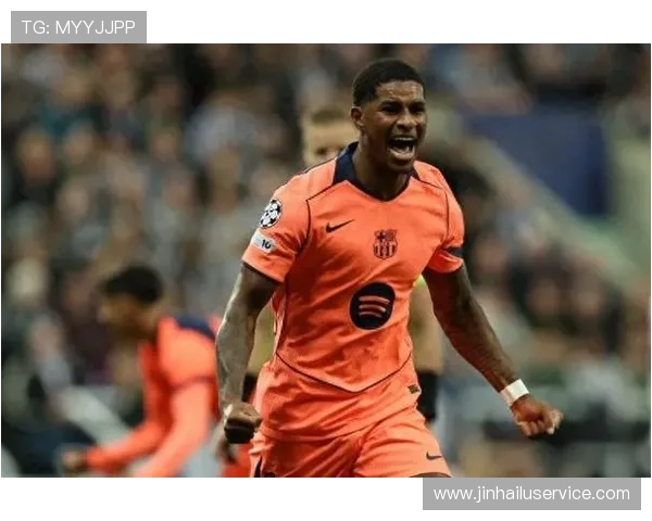 拉什福德本赛季已贡献五球助攻 与费兰和拉菲尼亚并列队内最佳 拉什福德本赛季已贡献五球助攻 与费兰和拉菲尼亚并列队内最佳