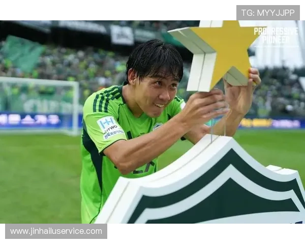 全北现代提前五轮加冕K1联赛冠军创造历史成为首支十冠王球队