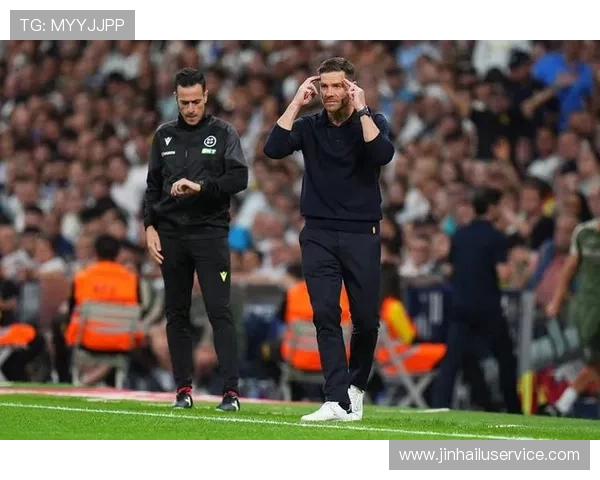 阿隆索要求皇马重点考察伊尔迪兹并将其列为冬窗首要引援目标 阿隆索要求皇马重点考察伊尔迪兹并将其列为冬窗首要引援目标