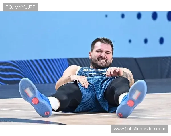 东契奇轰49分11篮板8助攻超神表现 Skip质疑季后赛表现为何不见踪影 东契奇轰49分11篮板8助攻超神表现 Skip质疑季后赛表现为何不见踪影