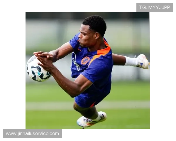 罗滕质疑帕瓦尔向球迷道歉行为纯粹为公关操作令我难以理解 罗滕质疑帕瓦尔向球迷道歉行为纯粹为公关操作令我难以理解